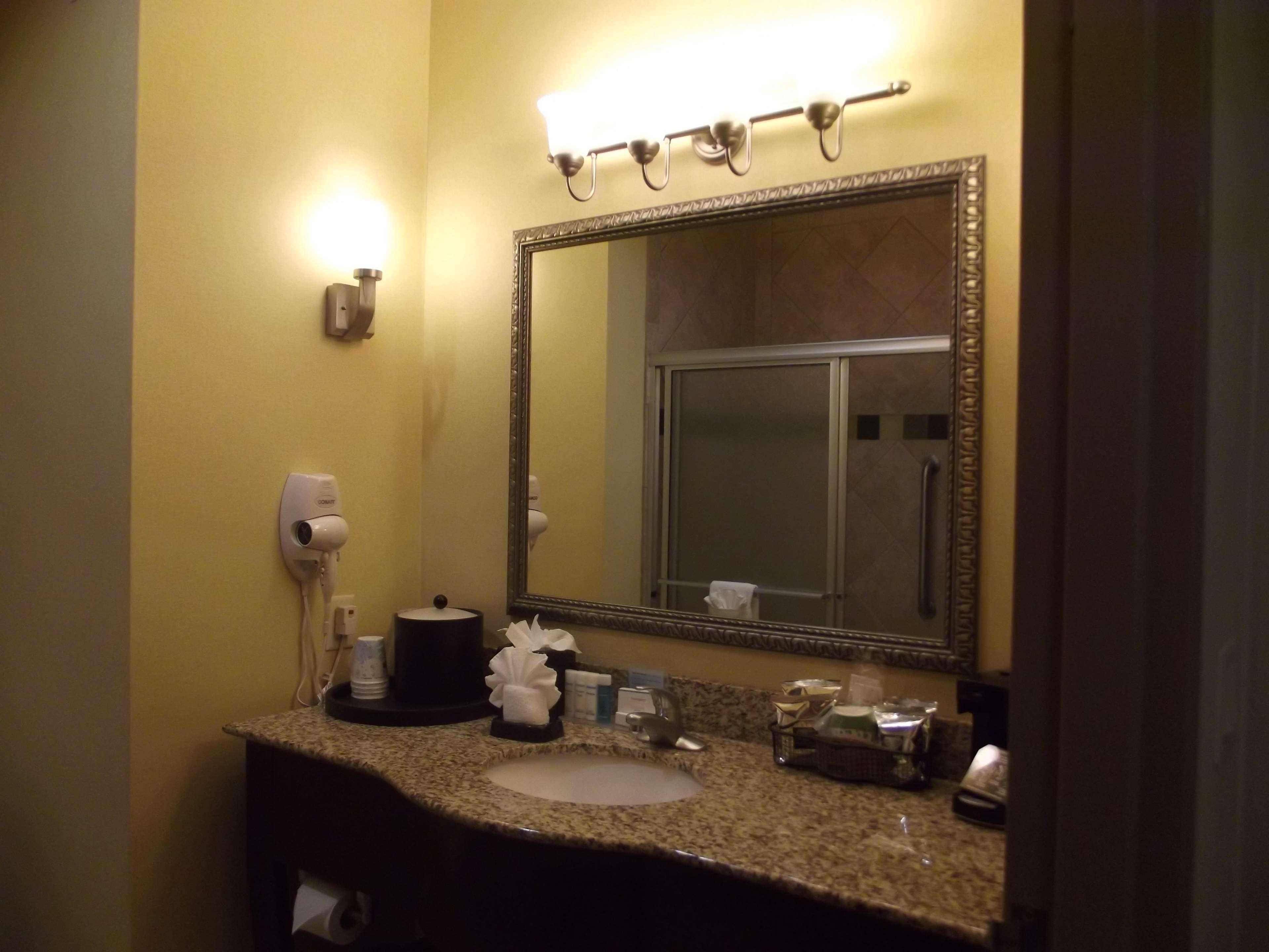 Hampton Inn & Suites ゲインズビル エクステリア 写真