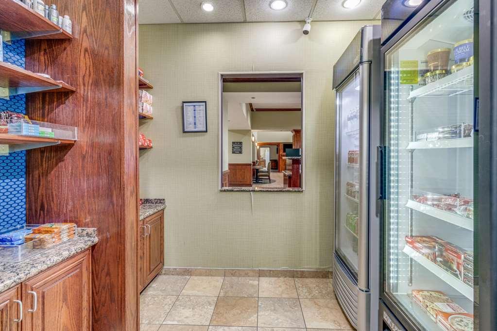 Hampton Inn & Suites ゲインズビル レストラン 写真