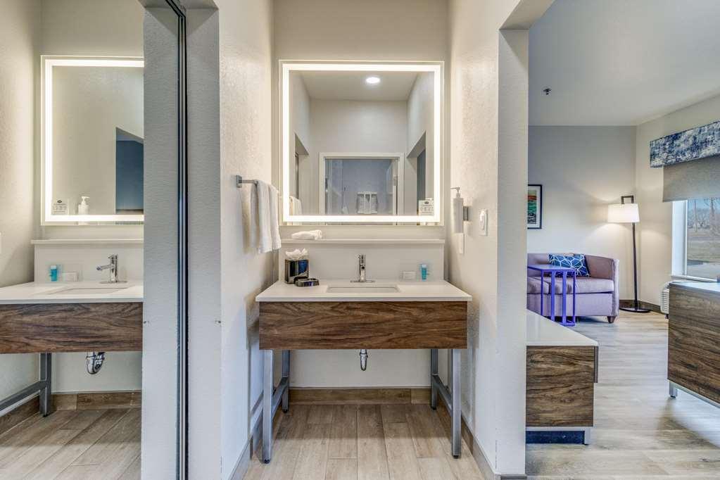Hampton Inn & Suites ゲインズビル 部屋 写真